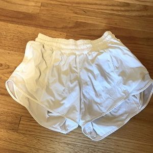 Lululemon white shorts size 4
